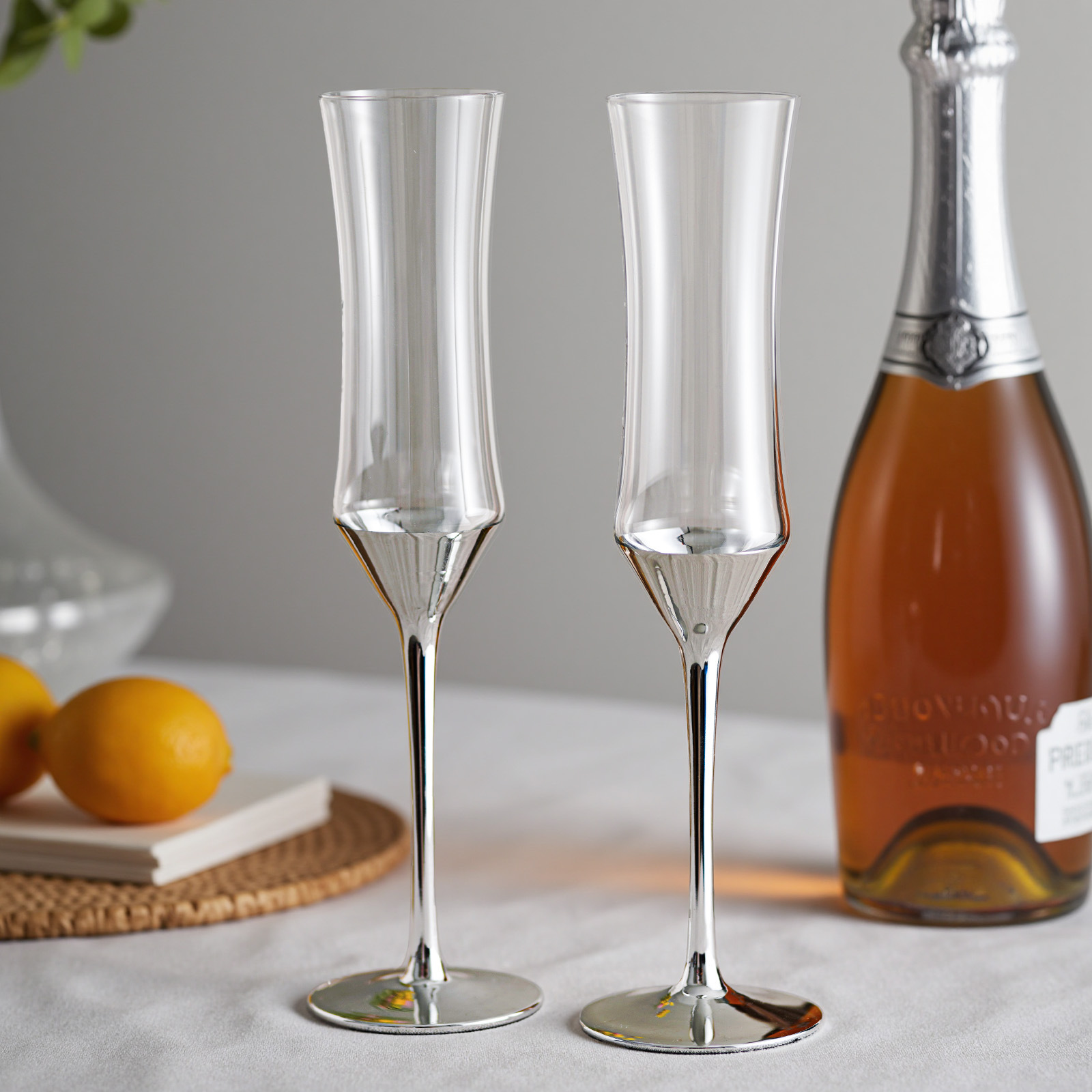 Lekki luksusowy kieliszek do s – Wine Beer Foot recenzja i cena