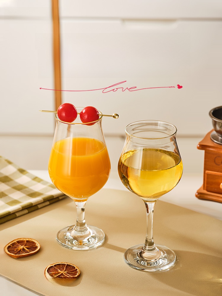 Bezołowiowe szklanki do wina,  – Wine Beer Foot recenzja i cena
