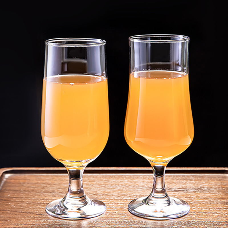 Gruby kieliszek na sok z wysok – Wine Beer Foot recenzja i cena